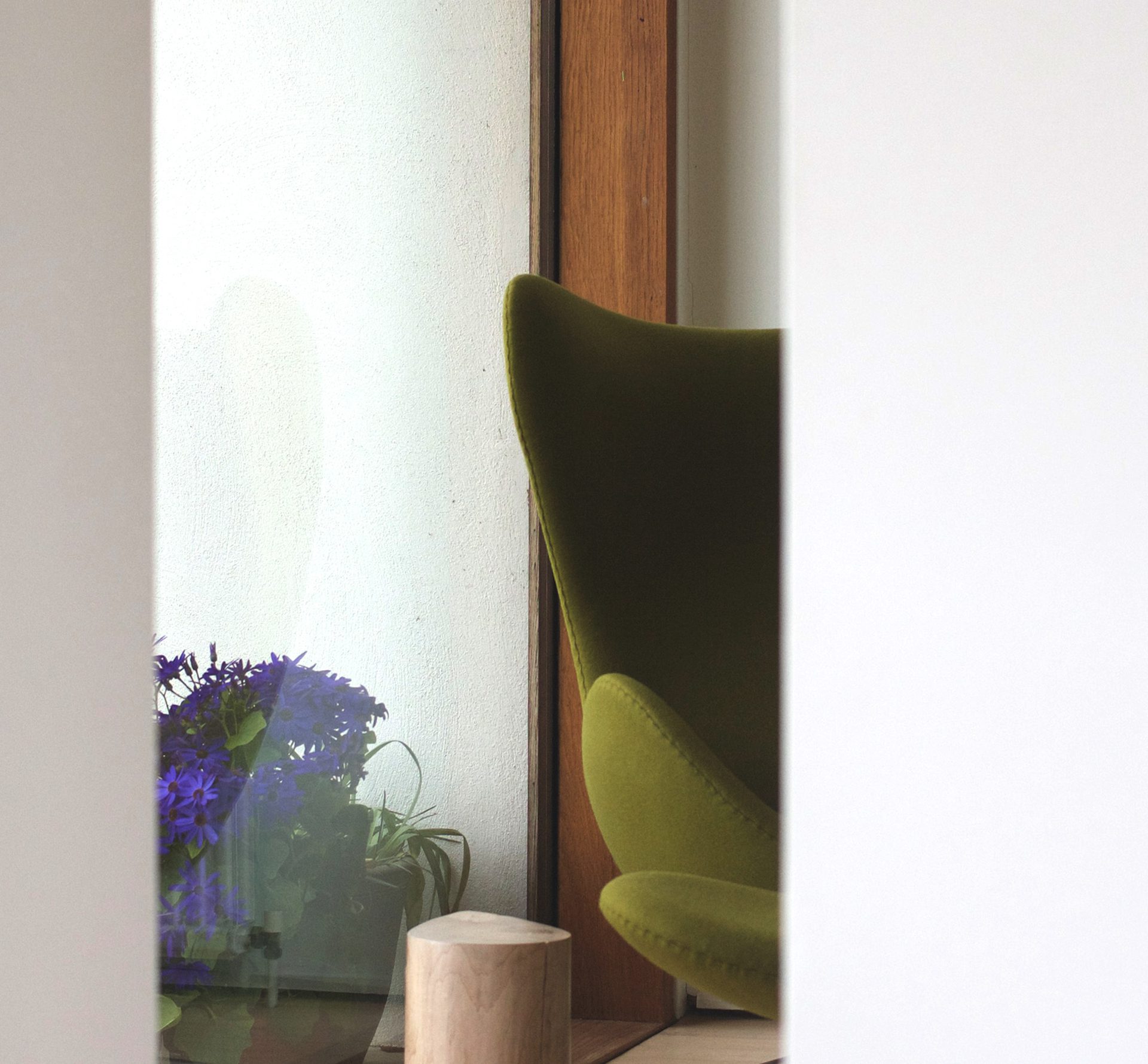 Our design studios are in the heart of beautiful Hampshire. We service clients worldwide. Contact us