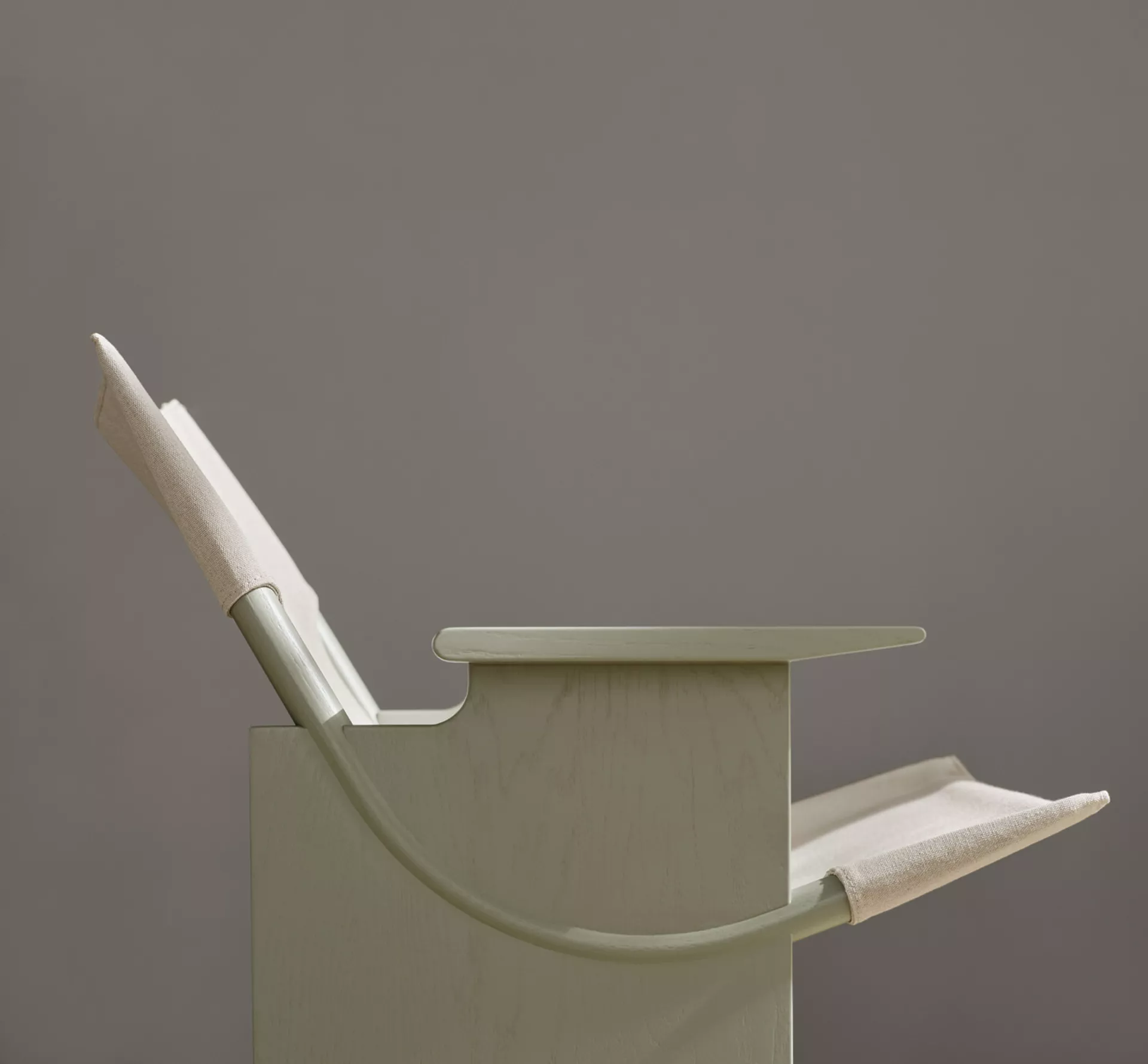 the industrial facility designed sling chair for TAKT